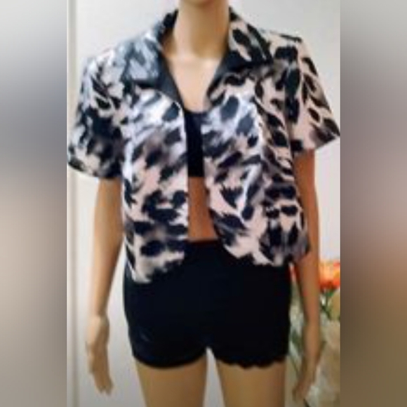 Studio I size 14W open crop blazer - Picture 4 of 12